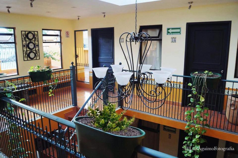 Hotel del Pasaje Morales Comitan de Dominguez Exterior foto
